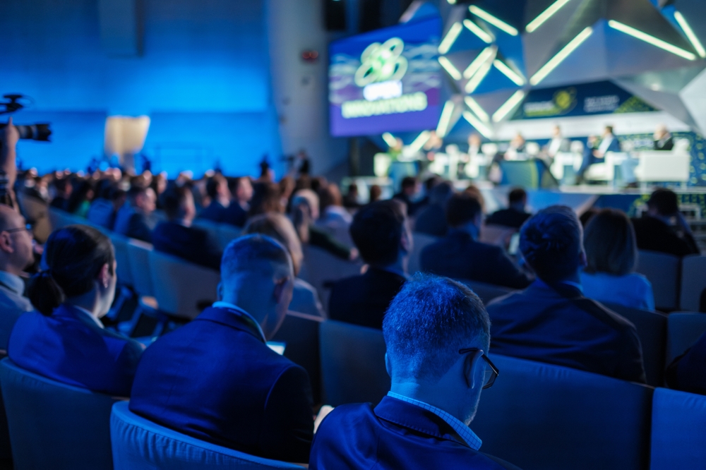 5 Industries in Phoenix That Can Benefit from Professional Audio Visual Solutions